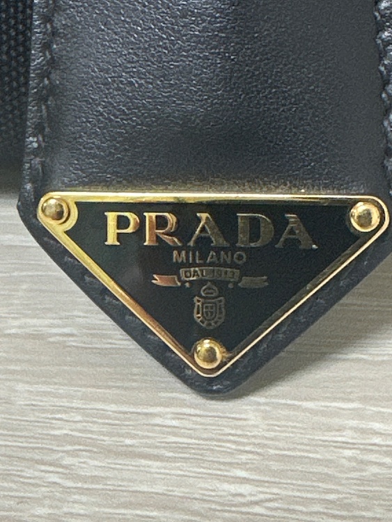 PRADA CANAPA RICAMO 1BA038（ブランドバッグ）の商品画像 - 査定依頼日：2026年6月19日 - 最高査定価格：160,000円