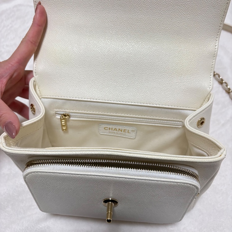 ビジネスアフィニティ（ブランドバッグ）の商品画像 - 査定依頼日：2025年11月23日 - 最高査定価格：400,000円