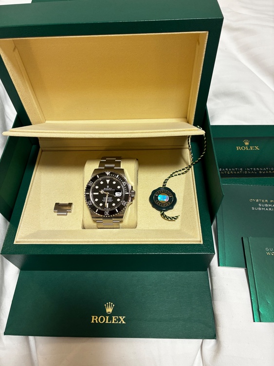 ロレックス サブマリーナー 126610LN（高級時計）の商品画像 - 査定依頼日：2026年1月15日 - 最高査定価格：2,430,000円