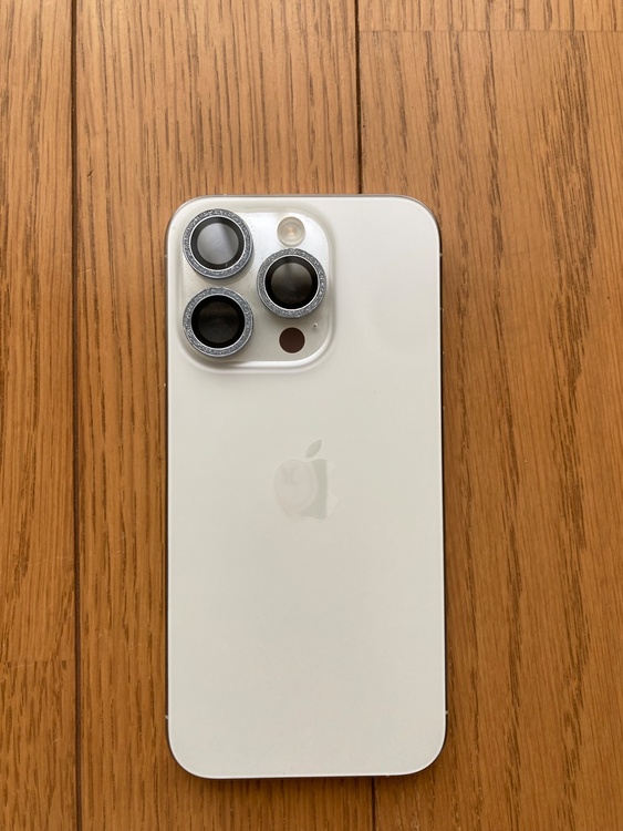 iPhone 15 Pro 256GB au（スマホ）の商品画像 - 査定依頼日：2026年4月25日 - 最高査定価格：81,000円