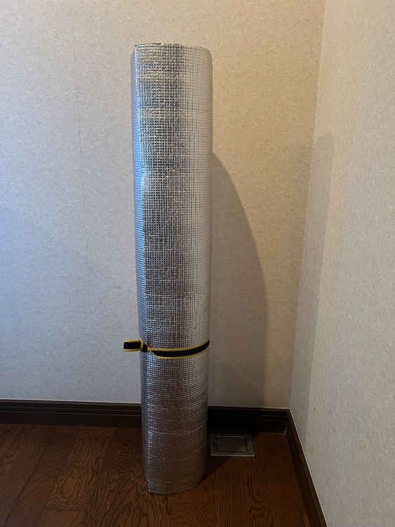 キャンプ用マット（アウトドア用品）の商品画像 - 査定依頼日：2026年1月21日 - 最高査定価格：2,000円