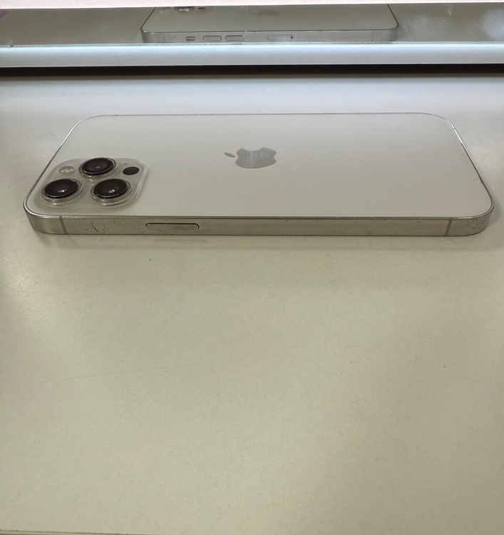 iPhone 12 Pro Max 256GB SIMフリー（スマホ）の商品画像 - 査定依頼日：2026年2月9日 - 最高査定価格：44,000円