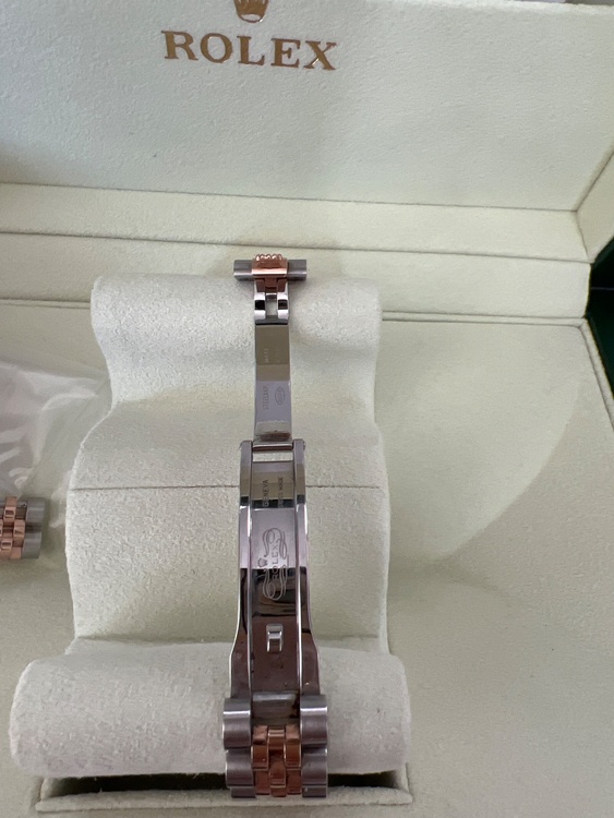 ロレックス デイトジャスト 17917（高級時計）の商品画像 - 査定依頼日：2025年12月15日 - 最高査定価格：1,500,000円