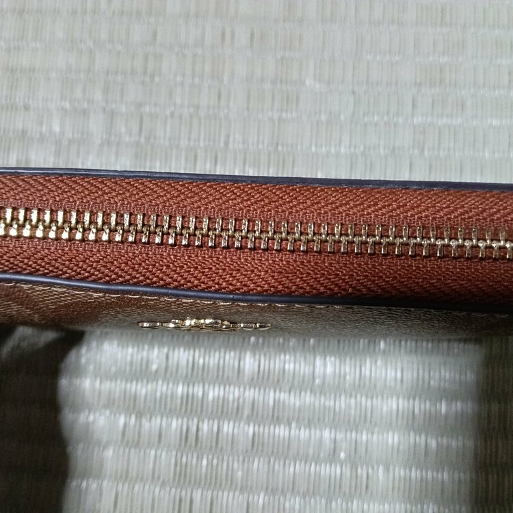 COACH長財布オリジナルモノグラム（ブランド財布・小物）の商品画像 - 査定依頼日：2026年3月18日 - 最高査定価格：2,000円