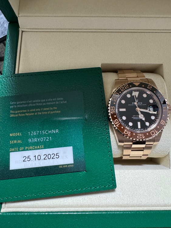 GMTマスター2（高級時計）の商品画像 - 査定依頼日：2026年1月10日 - 最高査定価格：6,900,000円