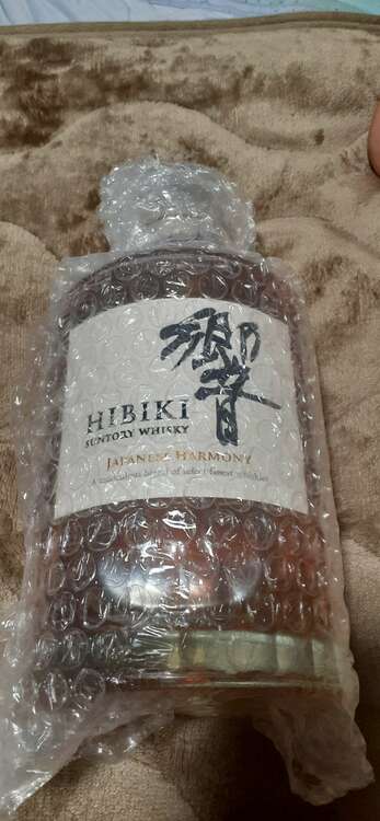 普通の響（お酒）の商品画像 - 査定依頼日：2025年4月21日 - 最高査定価格：10,200円