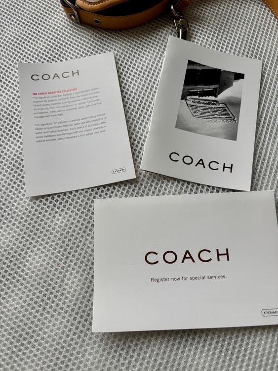 COACH  シグネチャーコレクション  バッグ（ブランドバッグ）の商品画像 - 査定依頼日：2025年8月11日 - 最高査定価格：2,000円