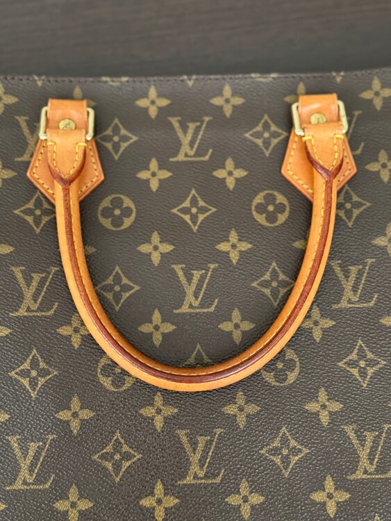 ルイヴィトン モノグラム （ブランドバッグ）の商品画像 - 査定依頼日：2025年4月16日 - 最高査定価格：70,000円