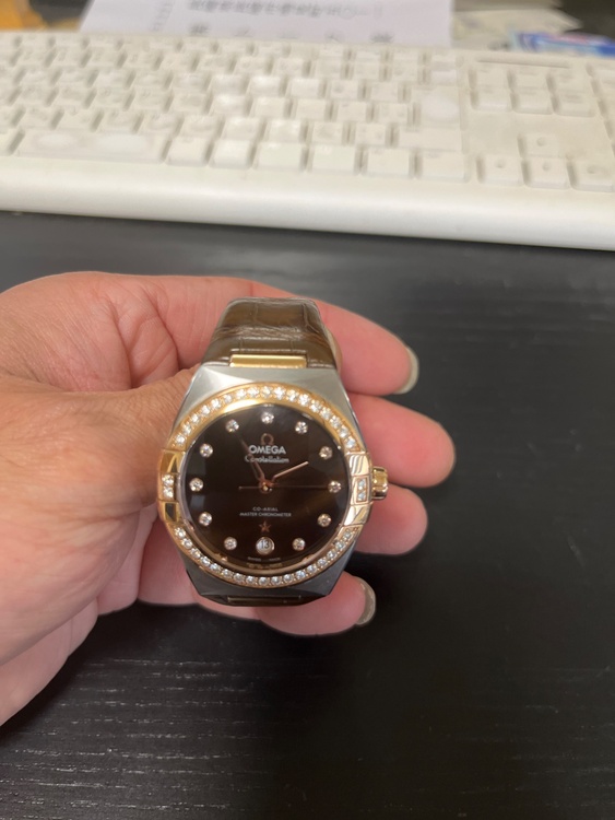 オメガ コンステーション 131.28.36.20.63.00（高級時計）の商品画像 - 査定依頼日：2026年3月27日 - 最高査定価格：1,000,000円