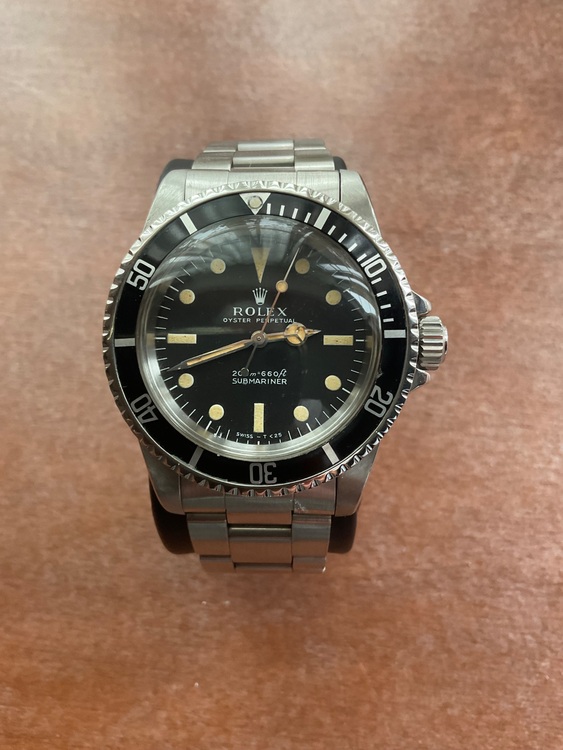 ロレックス サブマリーナー 551（高級時計）の商品画像 - 査定依頼日：2025年6月10日 - 最高査定価格：2,400,000円