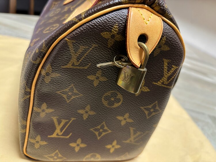 ルイヴィトン モノグラム （ブランドバッグ）の商品画像 - 査定依頼日：2025年4月30日 - 最高査定価格：95,000円