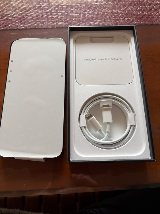 iPhone 13 Pro 256GB docomo（スマホ）の商品画像 - 査定依頼日：2026年4月5日 - 最高査定価格：49,000円