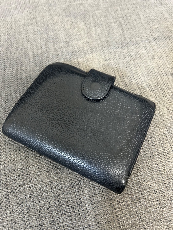 CHANEL 財布　折りたたみ（ブランド財布・小物）の商品画像 - 査定依頼日：2026年9月8日 - 最高査定価格：22,000円