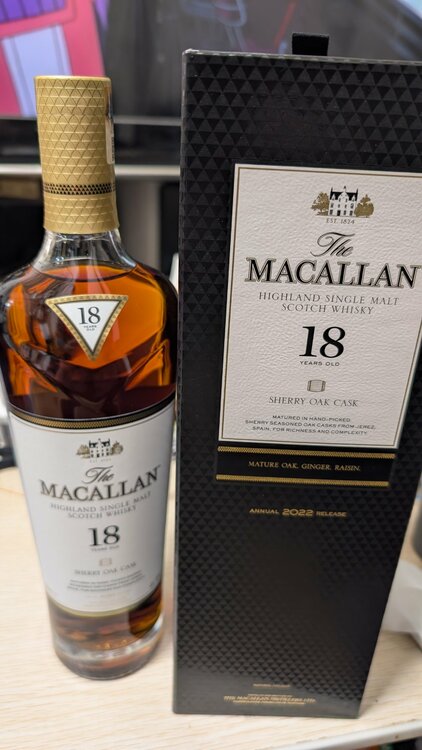 ウイスキー マッカラン （お酒）の商品画像 - 査定依頼日：2025年12月20日 - 最高査定価格：38,500円