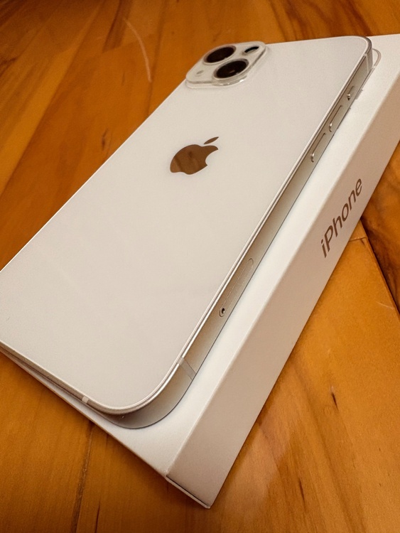 iPhone iPhone 13 128GB SIMフリー（スマホ）の商品画像 - 査定依頼日：2026年7月7日 - 最高査定価格：36,500円