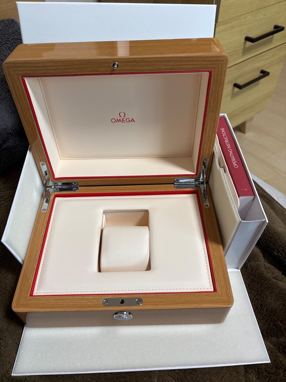 オメガ コンステーション コ型番：	131.13.39.20.06.002（高級時計）の商品画像 - 査定依頼日：2025年10月30日 - 最高査定価格：485,000円