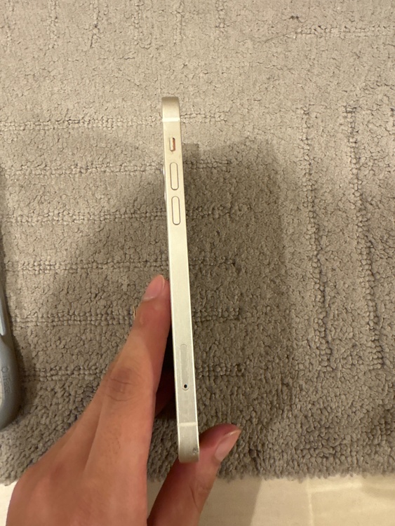 iPhone iPhone 12 64GB docomo（スマホ）の商品画像 - 査定依頼日：2026年8月25日 - 最高査定価格：25,000円