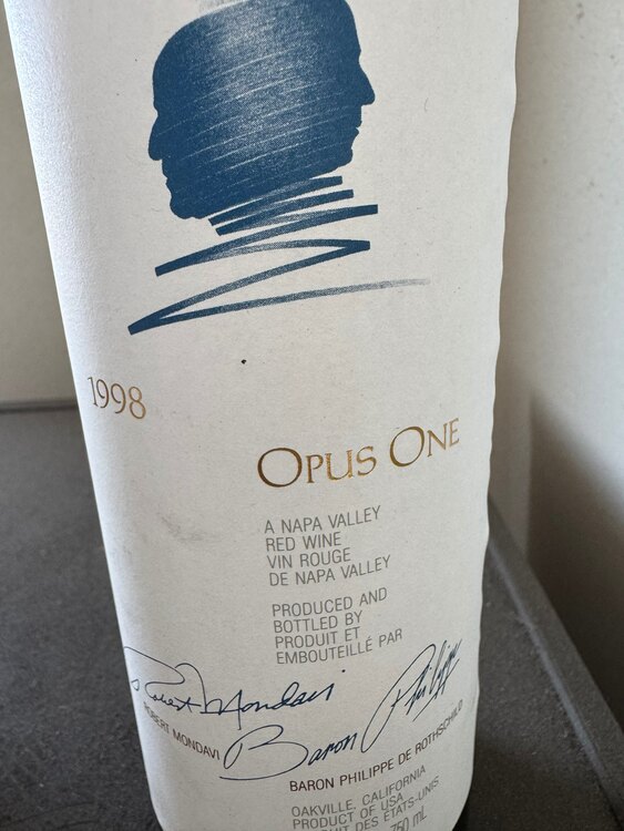 シャトーペトルリュス（お酒）の商品画像 - 査定依頼日：2025年4月4日 - 最高査定価格：100,000円