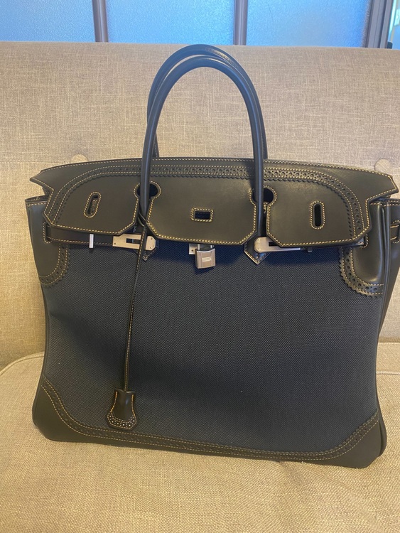 ギリーズ　40cm（ブランドバッグ）の商品画像 - 査定依頼日：2025年8月21日 - 最高査定価格：1,700,000円