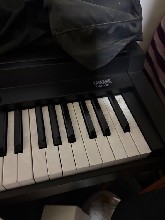 ヤマハグラビノーバCLP-20（ピアノ・楽器・PA機材）の商品画像 - 査定依頼日：2025年12月30日 - 最高査定価格：15,000円