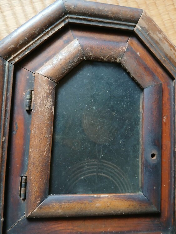 古い掛け時計（美術品・骨董品）の商品画像 - 査定依頼日：2026年3月22日 - 最高査定価格：2,000円