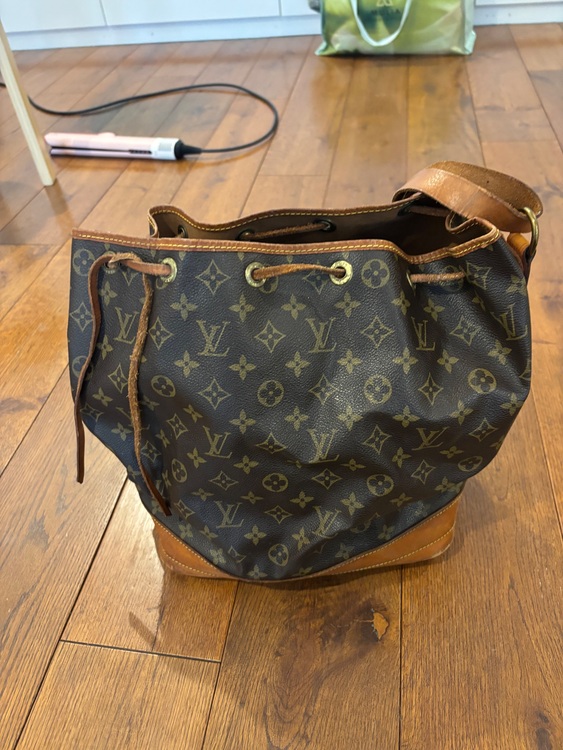 不明（ブランドバッグ）の商品画像 - 査定依頼日：2025年11月21日 - 最高査定価格：50,000円