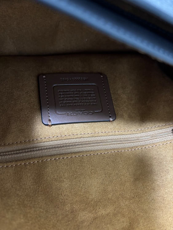 その他 コーチ （ブランドバッグ）の商品画像 - 査定依頼日：2025年9月2日 - 最高査定価格：7,000円