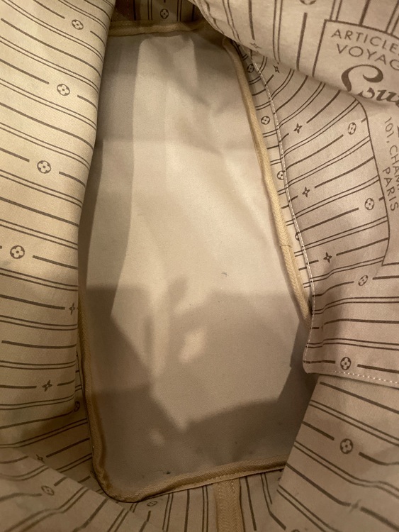 ルイヴィトン モノグラム （ブランドバッグ）の商品画像 - 査定依頼日：2025年11月12日 - 最高査定価格：60,000円