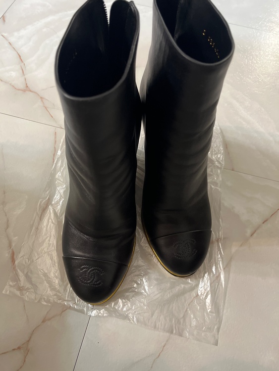 ブーティ（古着・ファッション）の商品画像 - 査定依頼日：2026年3月15日 - 最高査定価格：8,000円