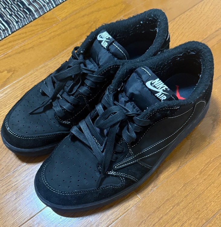 Travis Scott × Air Jordan 1 Low OG SP “B（古着・ファッション）の商品画像 - 査定依頼日：2026年9月27日 - 最高査定価格：25,000円