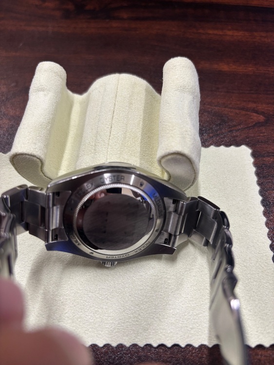 ロレックス ミルガウス 116400G（高級時計）の商品画像 - 査定依頼日：2025年8月5日 - 最高査定価格：1,350,000円