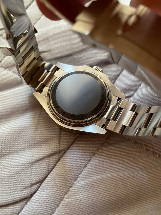 ロレックス シードゥエラー 13666（高級時計）の商品画像 - 査定依頼日：2025年4月19日 - 最高査定価格：2,080,000円