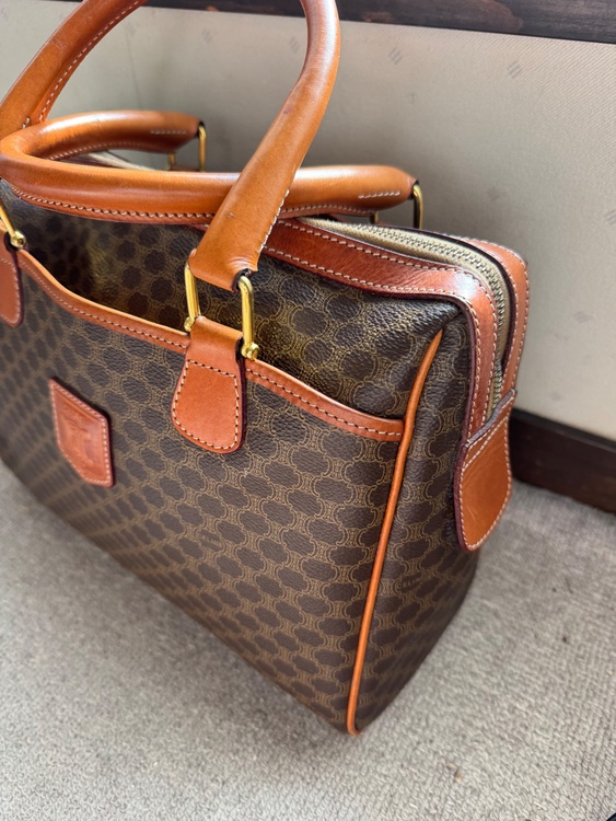 セリーヌ　ハンドバッグ（ブランドバッグ）の商品画像 - 査定依頼日：2025年12月2日 - 最高査定価格：30,000円