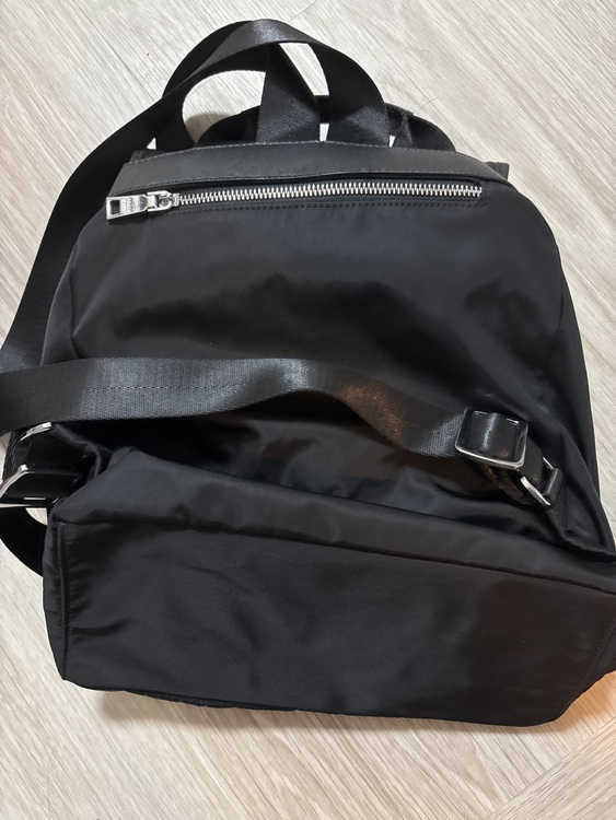 プラダ  （ブランドバッグ）の商品画像 - 査定依頼日：2025年9月20日 - 最高査定価格：120,000円