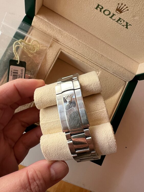 ロレックス デイトジャスト 116200ブラウンフラワー（高級時計）の商品画像 - 査定依頼日：2025年2月21日 - 最高査定価格：1,000,000円