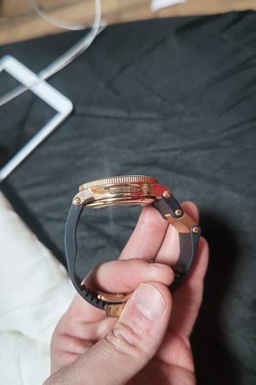 その他 その他 ユリス・ナルダン356-66（高級時計）の商品画像 - 査定依頼日：2025年5月13日 - 最高査定価格：750,000円