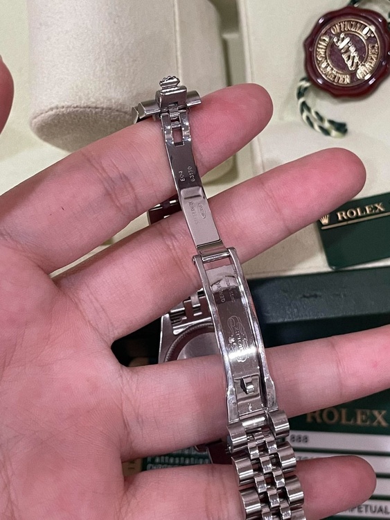 ROLEX ロレックス デイトジャスト Black COM 10P 26mm 腕時計 179174G レディース K18ホワイトゴールド ステンレススチール シルバー（高級時計）の商品画像 - 査定依頼日：2026年10月12日 - 最高査定価格：1,220,000円