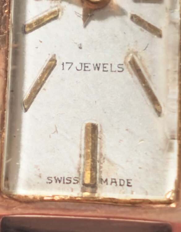 DEN-RO 手巻き腕時計17石 18K-750金無垢ケース稼働品（高級時計）の商品画像 - 査定依頼日：2026年4月24日 - 最高査定価格：100,000円