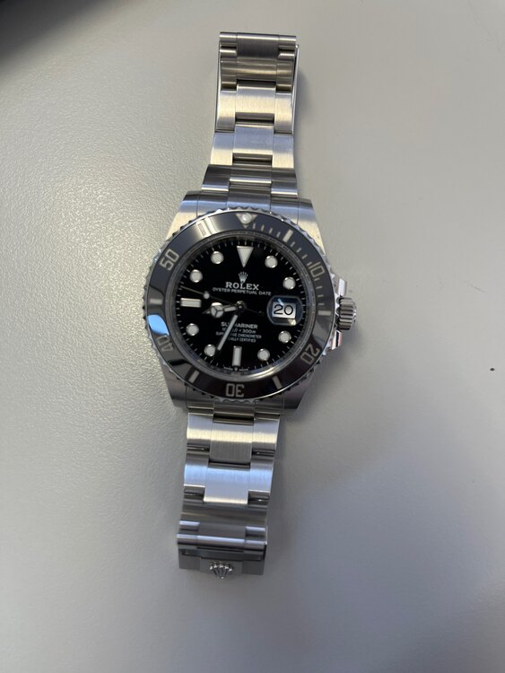 ロレックス サブマリーナー 126610LN （高級時計）の商品画像 - 査定依頼日：2025年2月20日 - 最高査定価格：1,950,000円