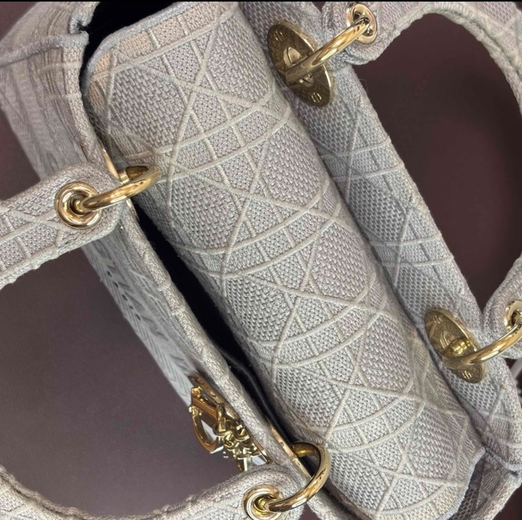 レディディライト（ブランドバッグ）の商品画像 - 査定依頼日：2025年12月1日 - 最高査定価格：100,000円