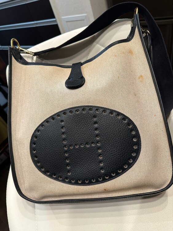 エブリンGM（ブランドバッグ）の商品画像 - 査定依頼日：2025年4月15日 - 最高査定価格：90,000円