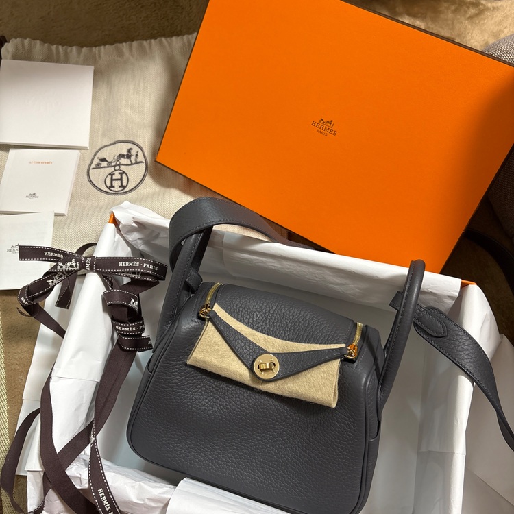 エルメス リンディ （ブランドバッグ）の商品画像 - 査定依頼日：2025年9月25日 - 最高査定価格：1,300,000円