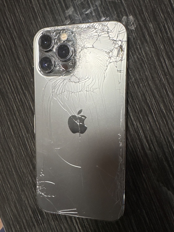 iPhone iPhone 12 Pro Max 128GB SIMフリー（スマホ）の商品画像 - 査定依頼日：2026年10月25日 - 最高査定価格：21,500円