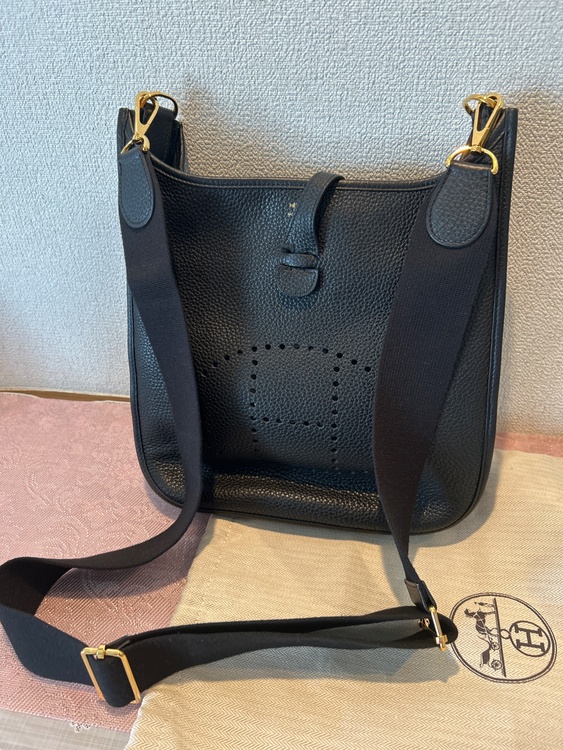 エブリン3PM（ブランドバッグ）の商品画像 - 査定依頼日：2026年1月9日 - 最高査定価格：350,000円