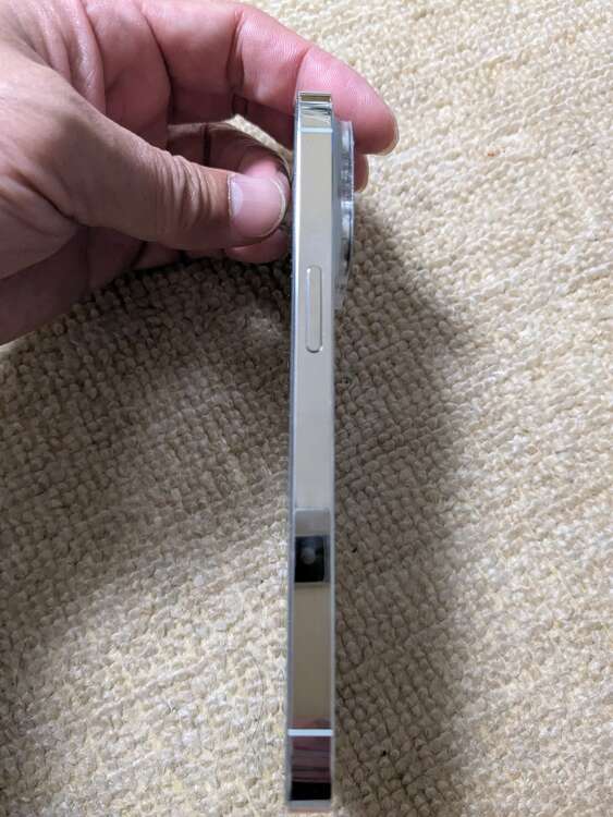 iphone14 pro（スマホ）の商品画像 - 査定依頼日：2025年2月23日 - 最高査定価格：79,000円