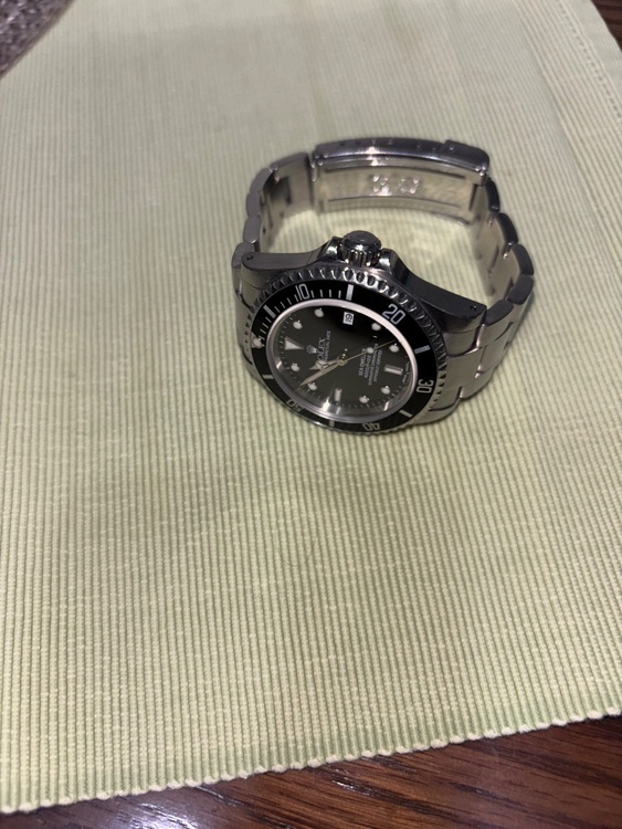 ロレックス シードゥエラー 16600（高級時計）の商品画像 - 査定依頼日：2025年9月24日 - 最高査定価格：1,350,000円