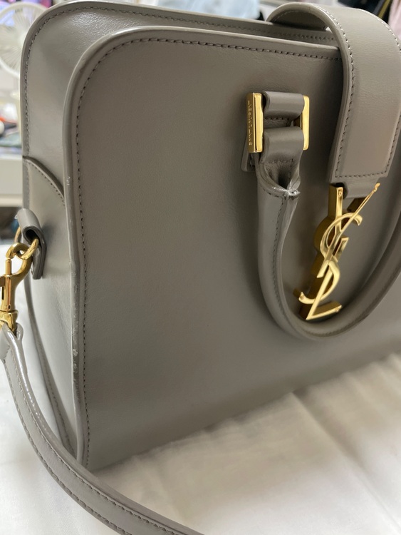 イブサンローラン  （ブランドバッグ）の商品画像 - 査定依頼日：2025年7月31日 - 最高査定価格：130,000円