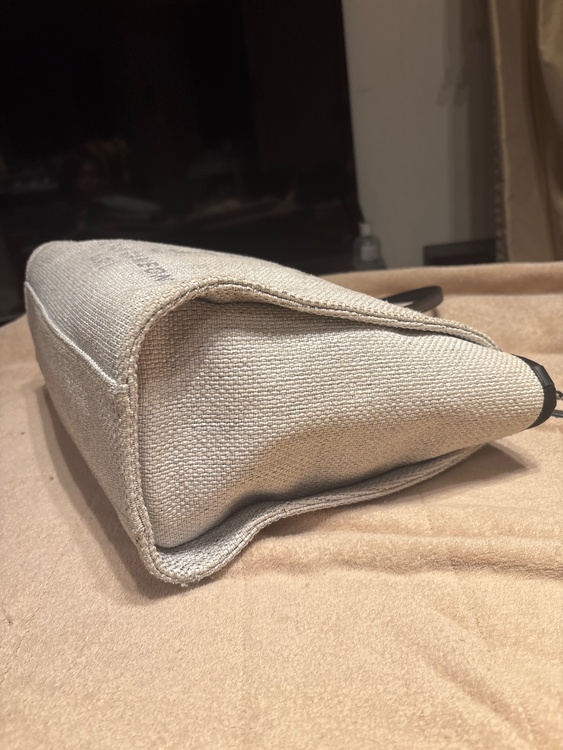 ドーヴィル（ブランドバッグ）の商品画像 - 査定依頼日：2026年2月13日 - 最高査定価格：160,000円