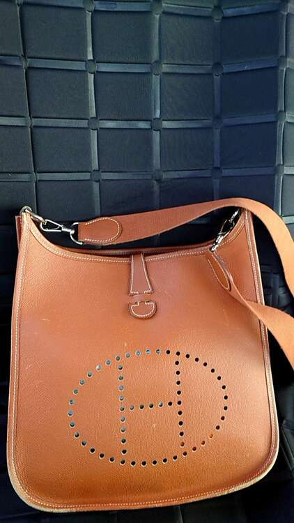 エブリン（ブランドバッグ）の商品画像 - 査定依頼日：2025年5月21日 - 最高査定価格：200,000円