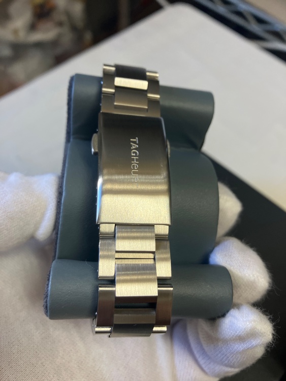 タグホイヤー アクアレーサー CAY111（高級時計）の商品画像 - 査定依頼日：2026年1月6日 - 最高査定価格：140,000円